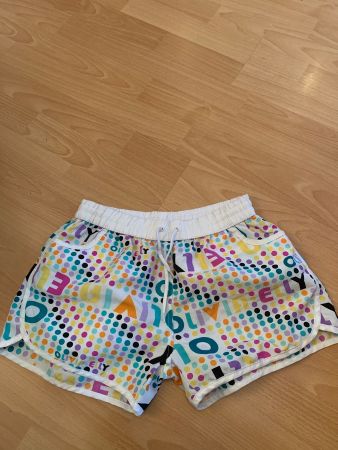 Joli short d’été taille 36-38