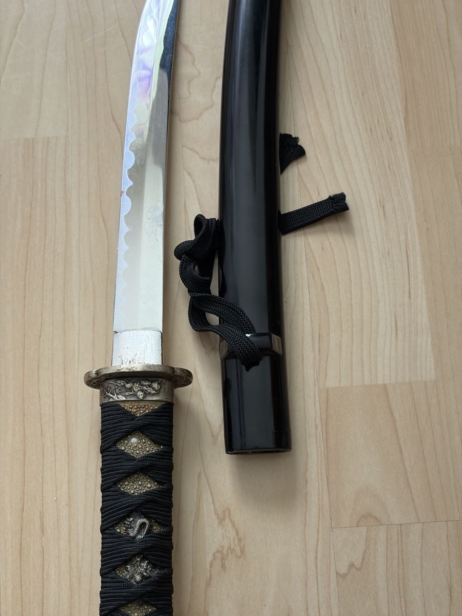 Arte internazionale: 2 Trainings- Katana / Samurai-Schwerter mit rotem Schutzsack – Usato da Wiedlisbach venduto da anipet61 2