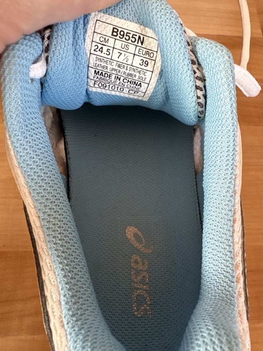Asics Scarpe da donna: Sneaker von asics / Gr 39 – Nuovo (secondo la descrizione) da Rümlang venduto da euqinom16 4
