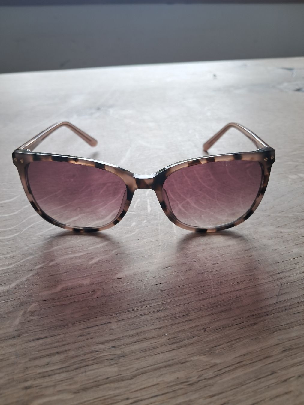 Calvin Klein Occhiali & Lenti: Calvin Klein Sonnenbrille – Usato da Huttwil venduto da T.Lanz23