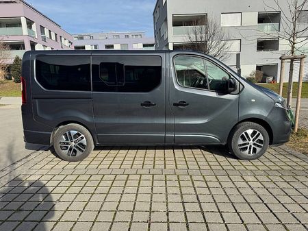 Opel Vivaro Tourer