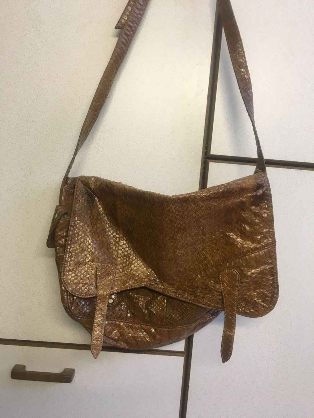 Taschen für Damen: *Umhängetasche* Schlangenlederimitat – Gebraucht aus ZUERICH von Natako 3