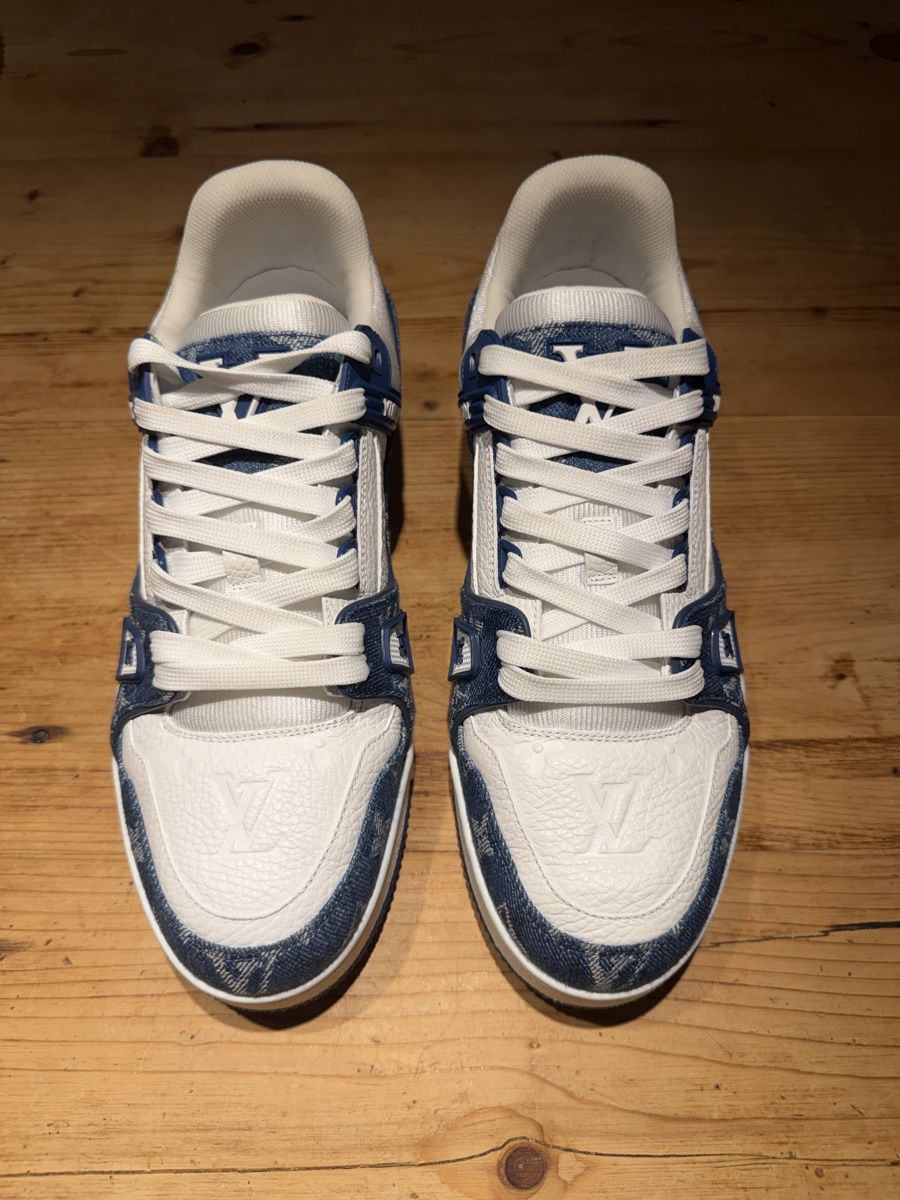 Louis Vuitton Scarpe da uomo: Louis Vuitton LV Trainer Monogram Denim White Blue – Nuovo (secondo la descrizione) da Adliswil venduto da Parosek 1