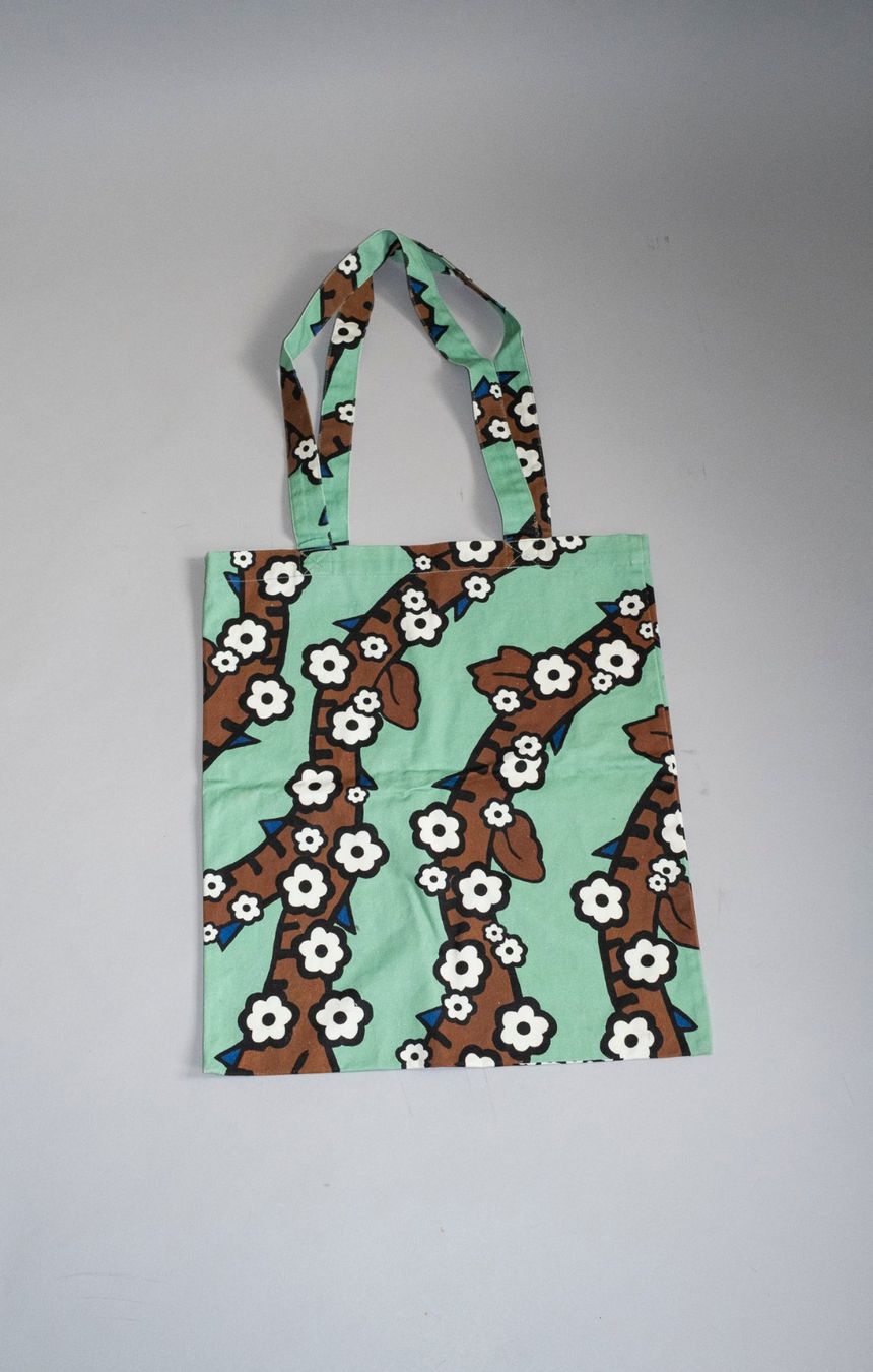 Taschen: Collective Mon Amour Tote Bag – Gebraucht aus Zürich von pinkmilkyway 1