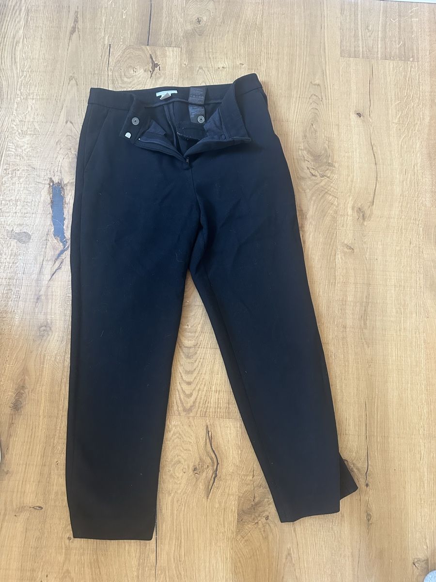 H&M Pantalons: Anzughose H&M – D'occasion à Adlikon par Chbu84