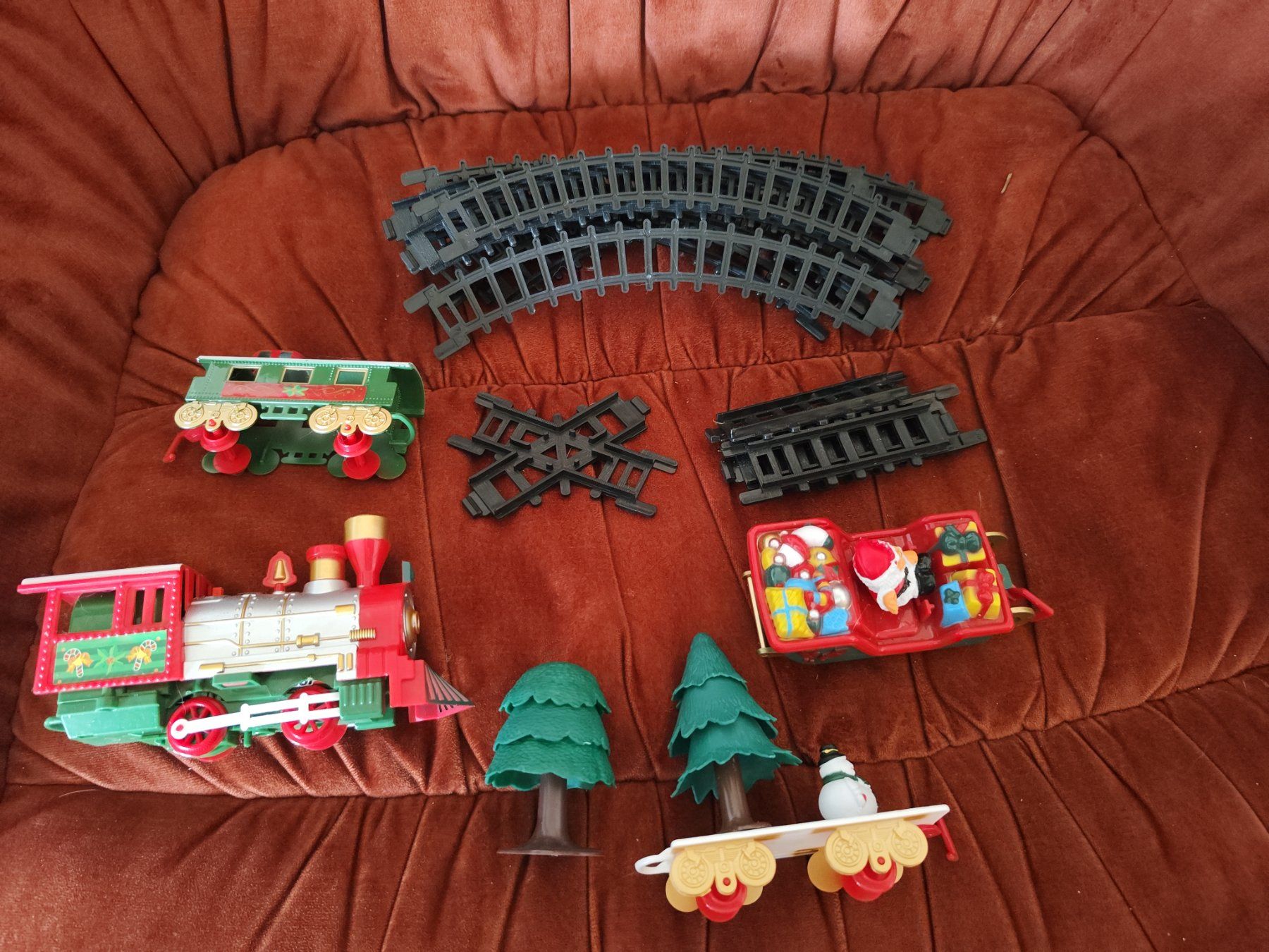 Tutte le decorazioni: Christmas Train, mit Sound und Licht – Nuovo (secondo la descrizione) da Reinach BL venduto da chilller92 4