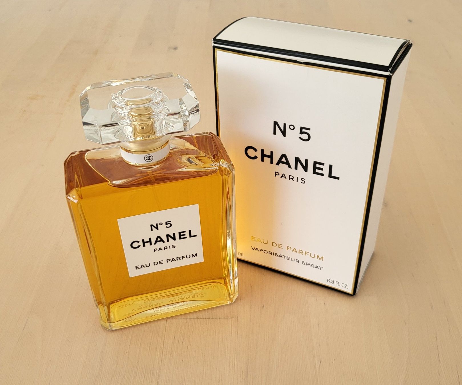 Chanel N°5 200ml (Neuf avec emballage d'origine) à Riddes pour CHF
