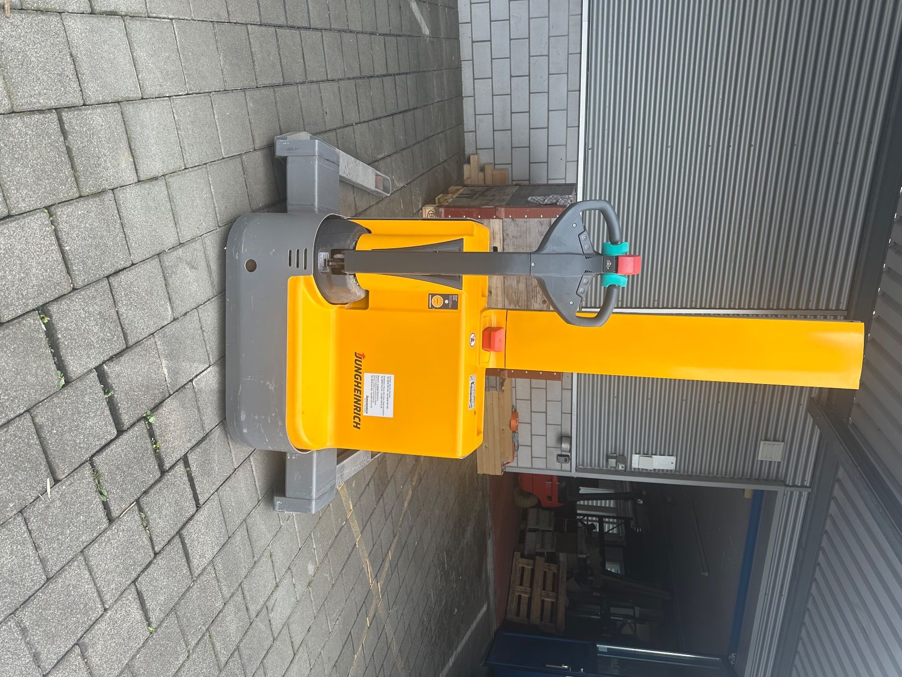 Carrelli elevatori e a forche: Hochhubwagen Jungheinrich – Usato da Gossau ZH venduto da spu_cgg8 2