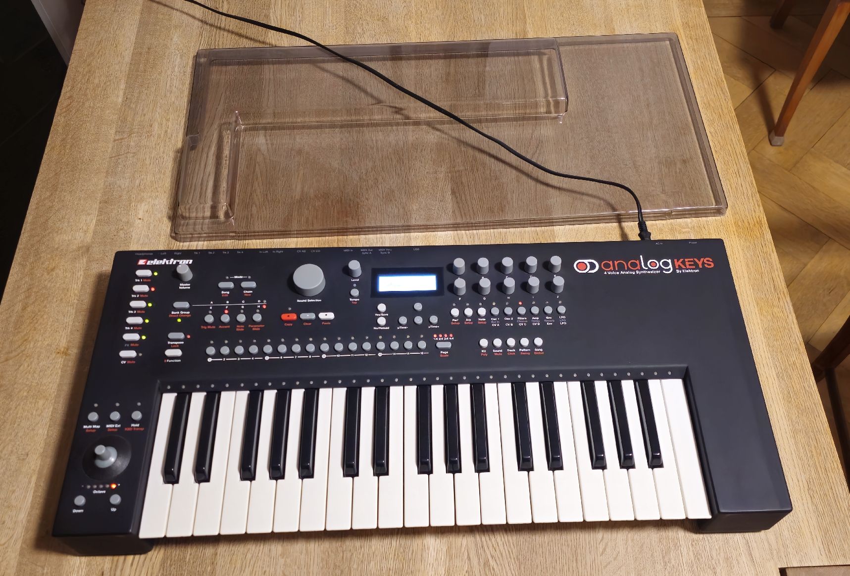 Elektron Strumenti musicali: Elektron analog keys – Usato da Bern venduto da flo_2s8t 2
