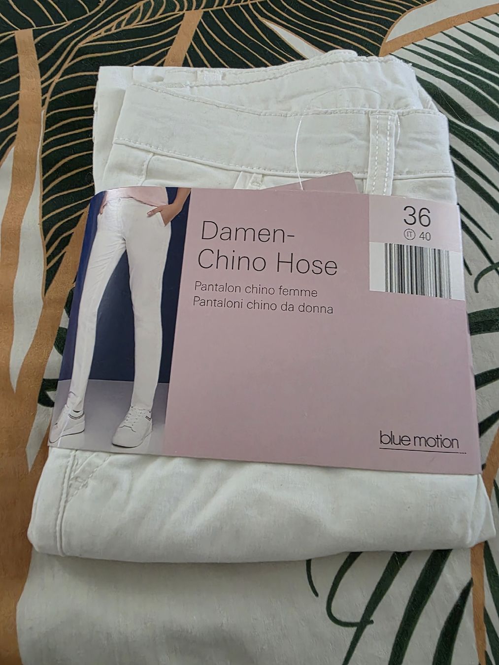 Pantaloni: Damen Chino-Hose Gr.36 – Nuovo e nell'imballaggio originale da Itingen venduto da bea_bxv5