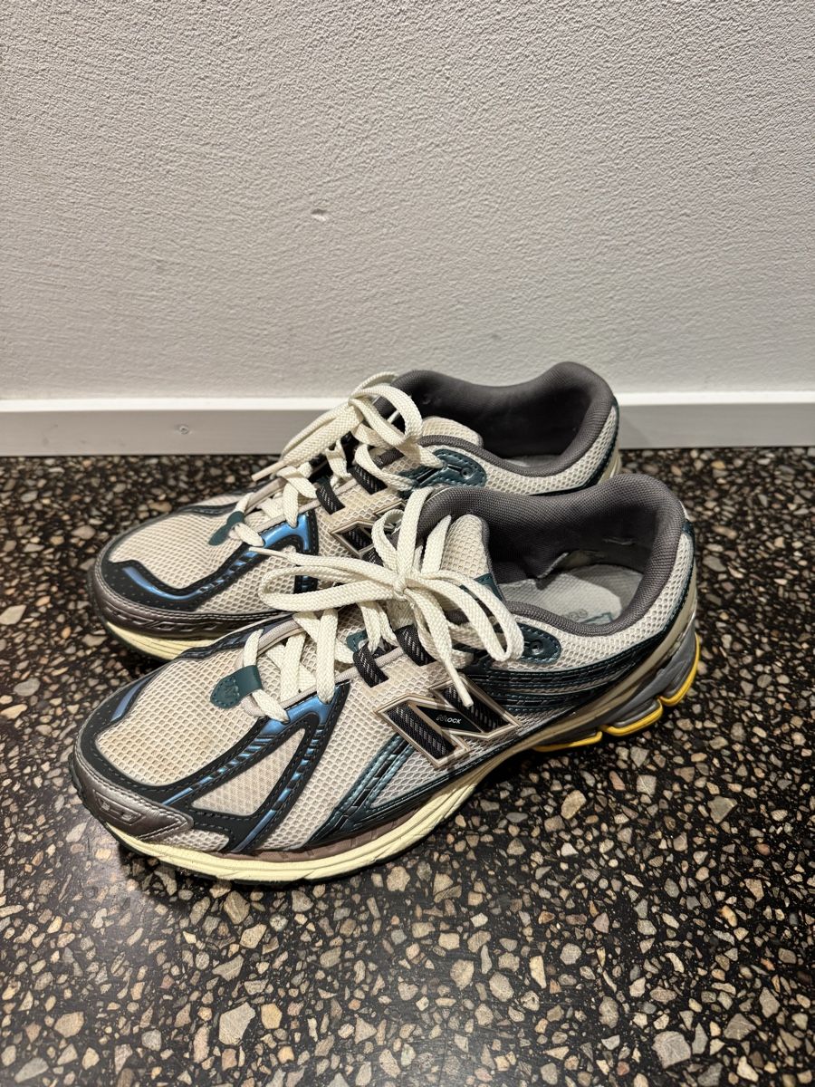 New Balance Scarpe da uomo: New balance 1906 trainers size 44.5 – Usato da Zürich venduto da gva_r9gs