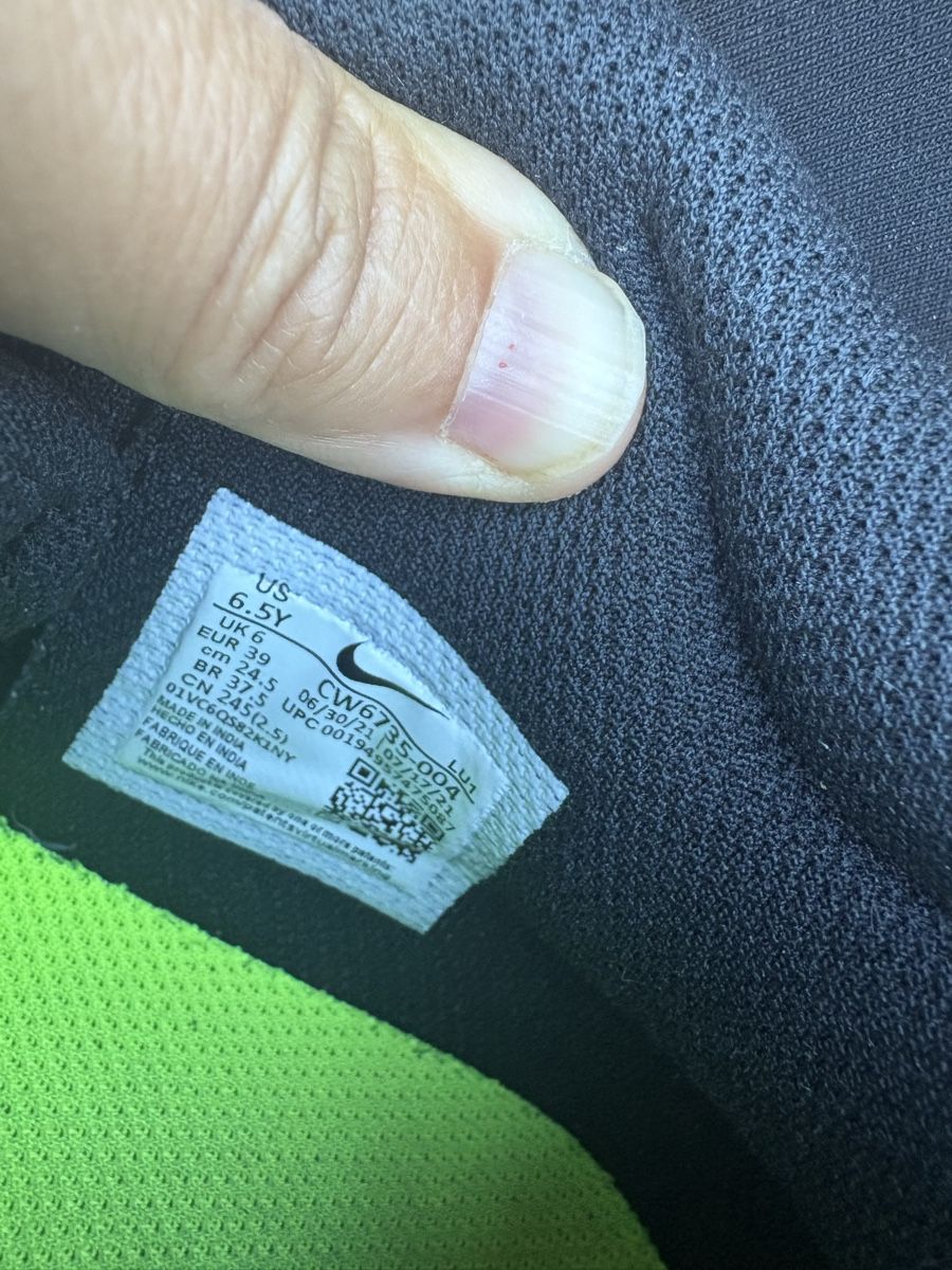 Nike Scarpe per ragazzi: Nike Schuhe – Usato da Adliswil venduto da Birkenblatt08 3
