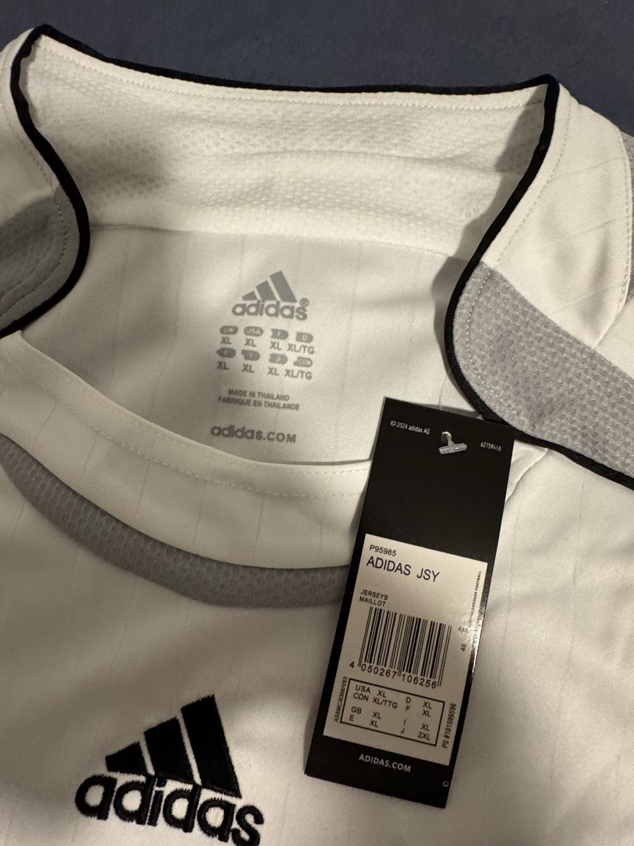 Real Madrid Leibchen & Hosen: Retro Real madrid Trikot – Neu (gemäss Beschreibung) aus zürich von sel_c7gk 1