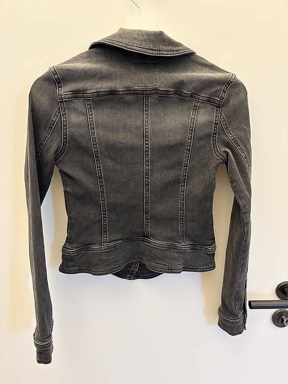 Giacche: Jeansjacke – Usato da Hergiswil NW venduto da casko75 2