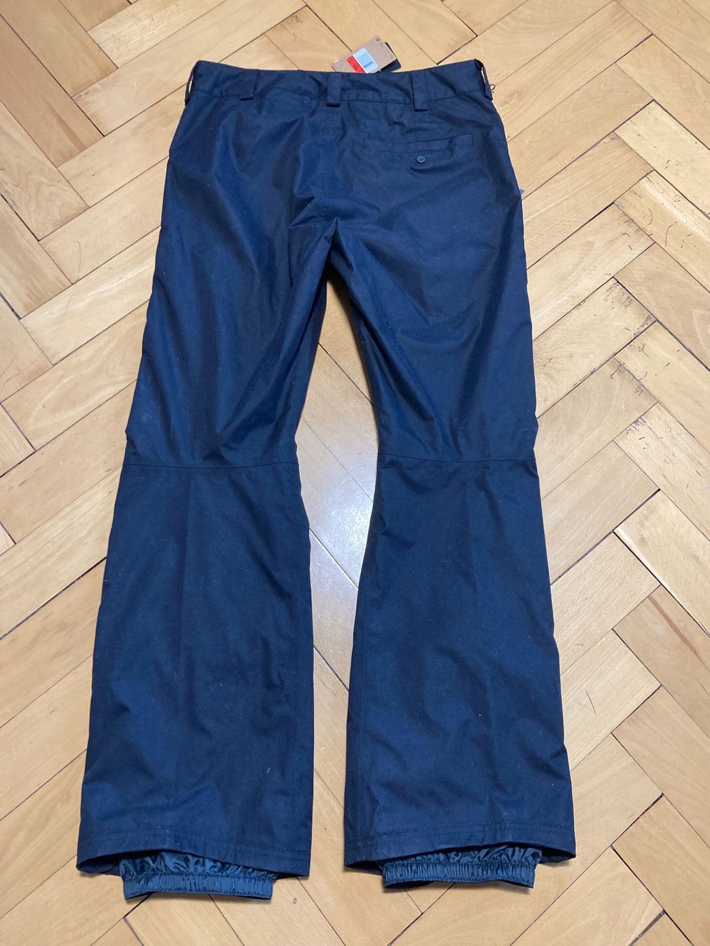 Nike Pantaloni: 2013 Deadstock Nike Ski Pant Sz L – Nuovo e nell'imballaggio originale da Zürich venduto da le_souk 2