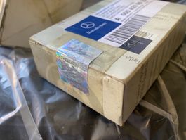 Mercedes Bremsbeläge A001 420 98 20 (387)