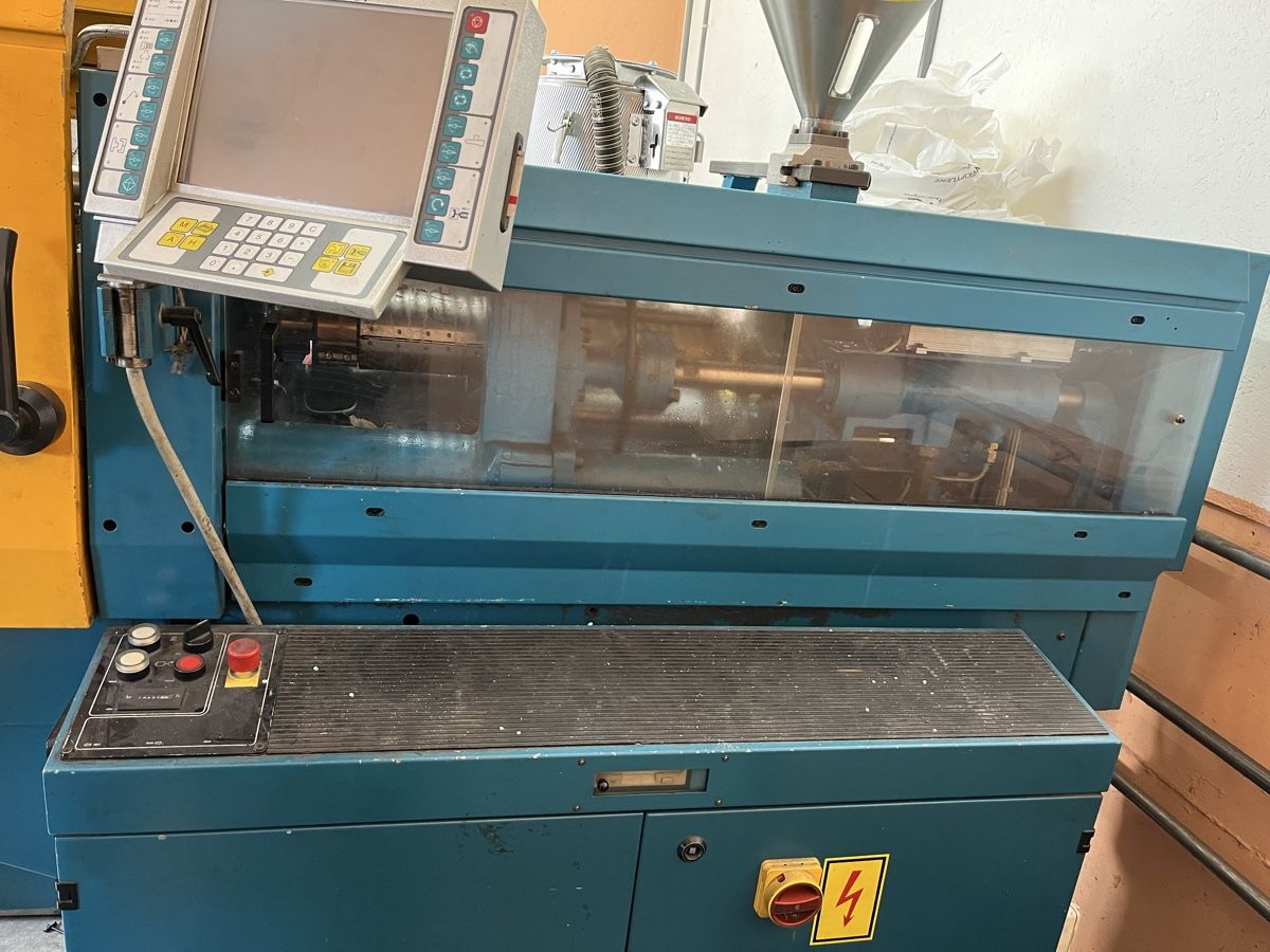 Tutte le macchine: Spritzgiessautomat BOY 30A – Usato da Büren an der Aare venduto da LaNoLu 4