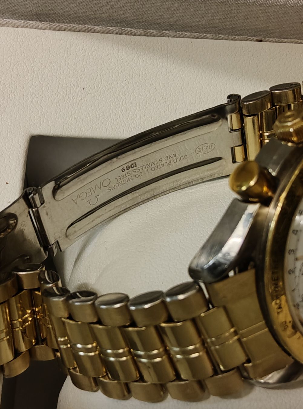 Omega Orologi: Omega Speedmaster 18k Phase  Lune 39MM Cadran Blanc – Usato da Boll venduto da BollArtAntik 6