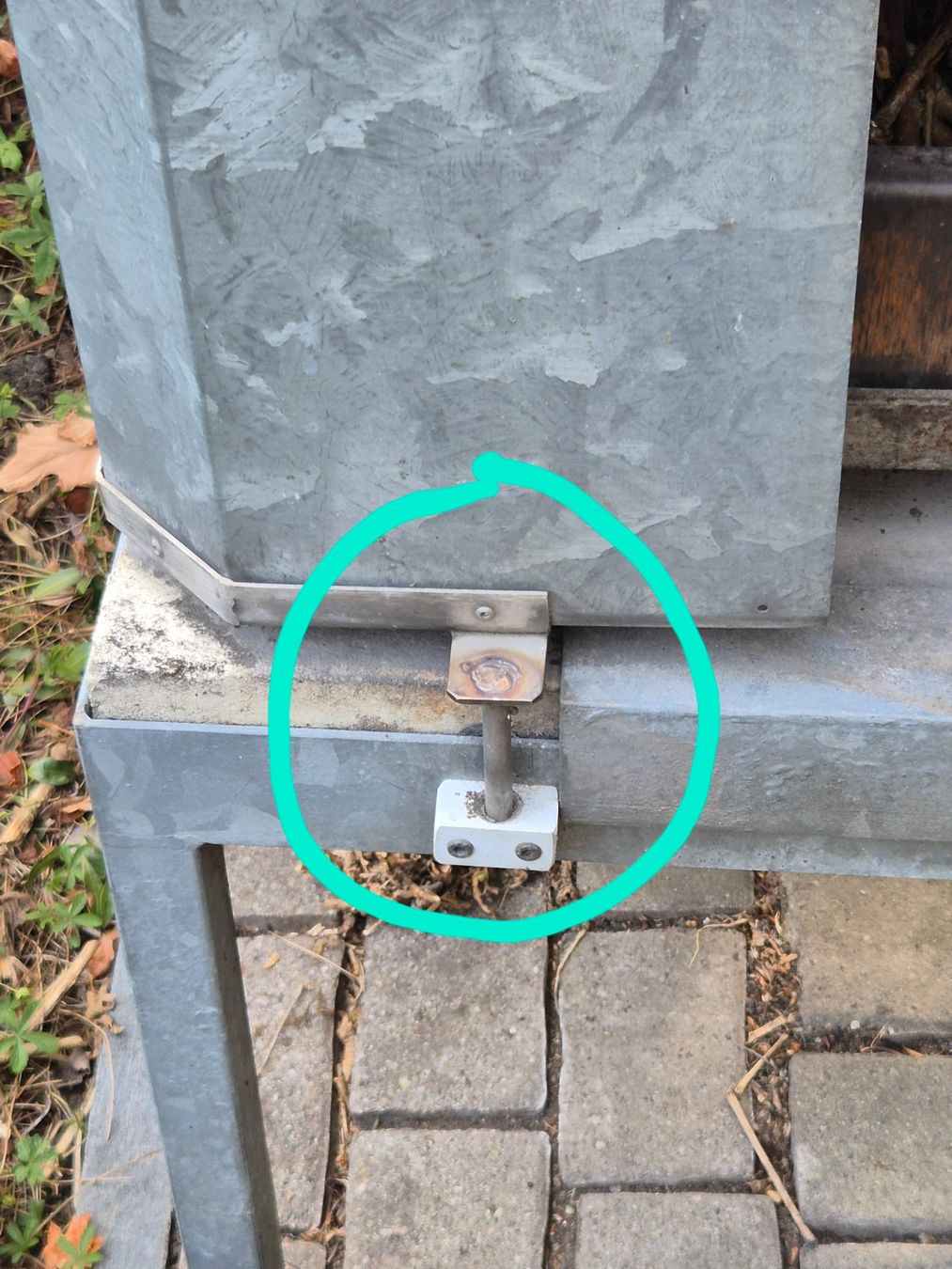 Grills: Holzgrill – Gebraucht aus Auenstein von Y.C. 2