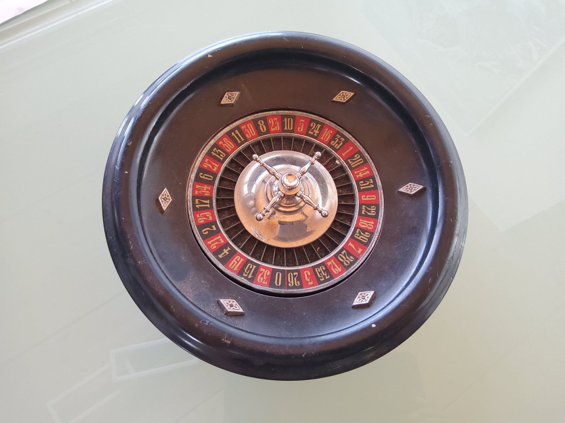 Spiele: Ancienne roulette de table  – Gebraucht aus Malleray von Broc-Mo 7
