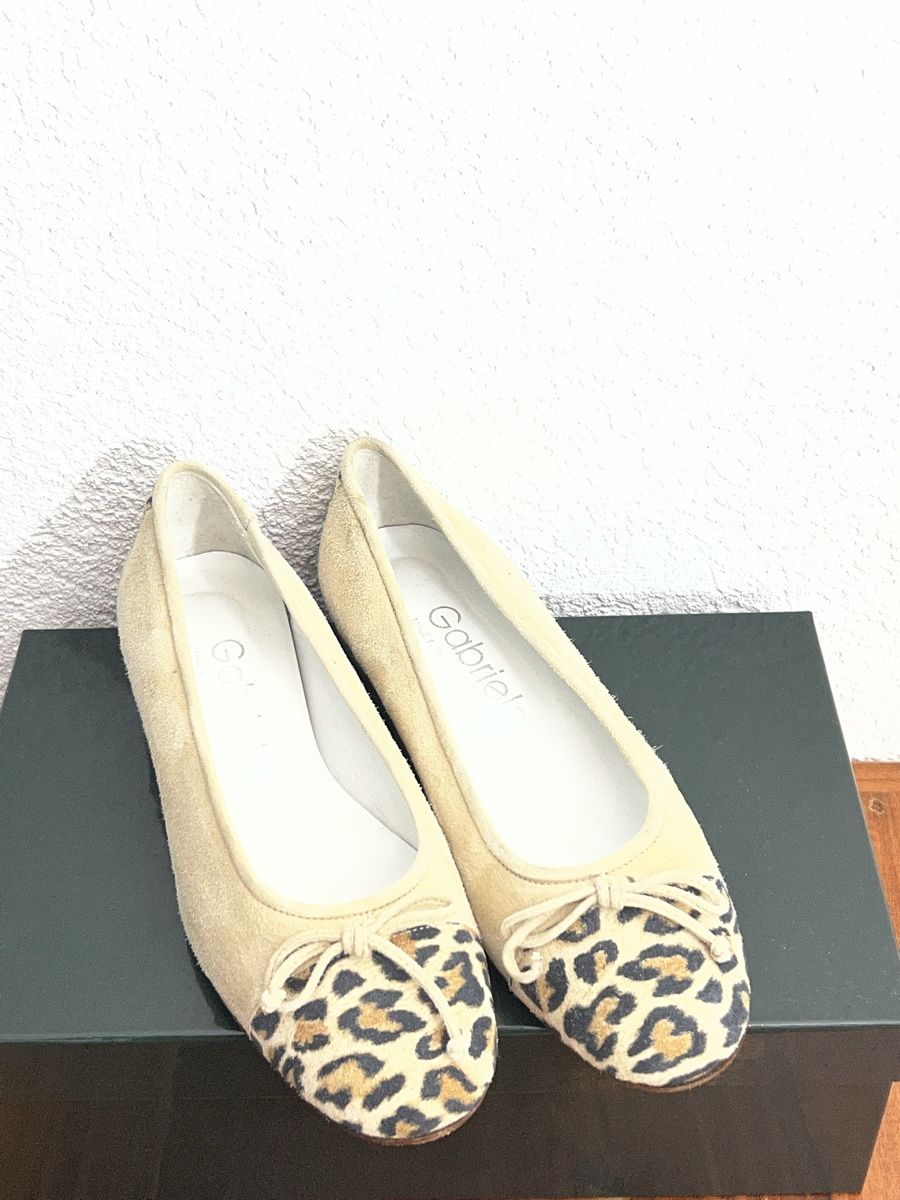 Chaussures femmes: Ballerines T37 – D'occasion à St-Pierre-Clages par ste_xk6p 1