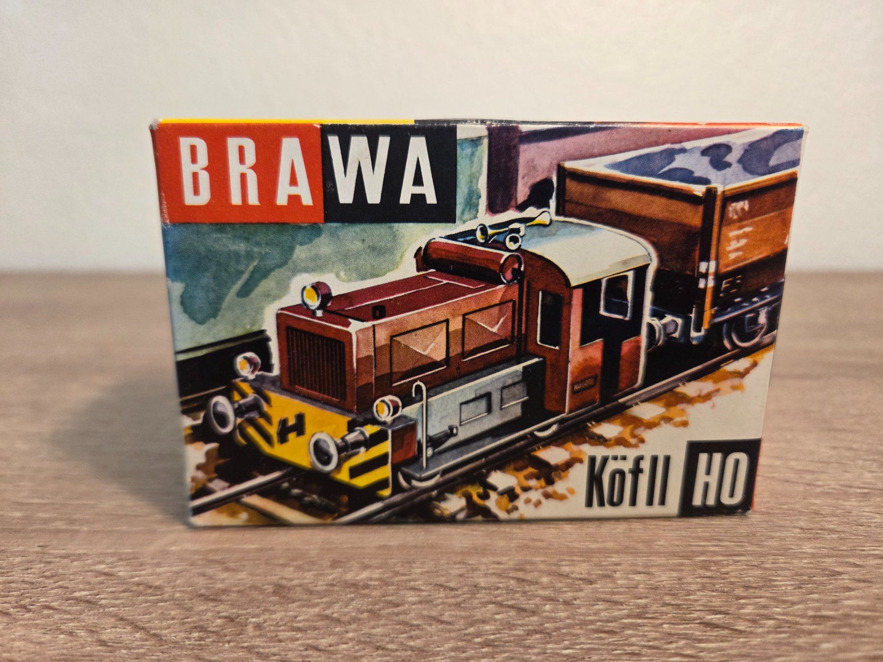Brawa Modellini di ferrovie: Brawa 460 Diesellok Köf II H0 – Usato da St-Aubin-Sauges venduto da Lo_Go 5