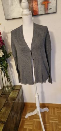 Nile Graue Strickjacke Grösse XL - Top Zustand!