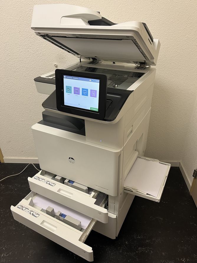 Hewlett Packard Drucker: HP Color LaserJet MFP E77825dn, Top A3 MFP – Gebraucht aus Glattbrugg von copytron 3