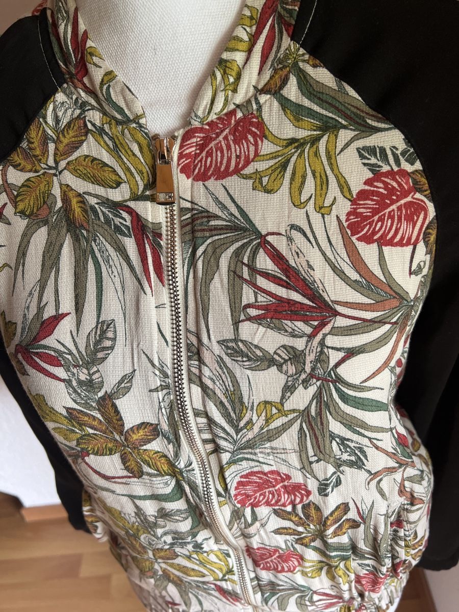 Jacken: YFL Damen Bomberjacke Gr. 34/36 – Gebraucht aus Linden von Annelie12 3