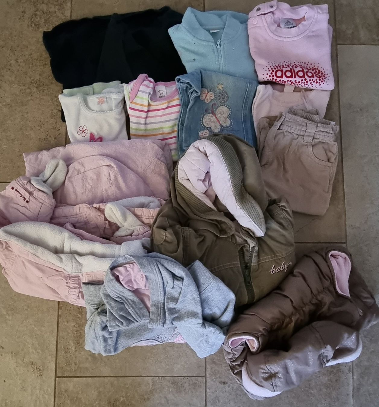 Ensembles coordonnés: Winterkleiderpaket gr.80 – D'occasion à Grossdietwil par GNOM313 1