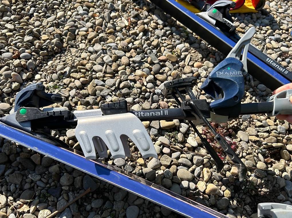 Black Diamond Skis: Skitourenausrüstung – Gebraucht aus Neuenegg von Handele 1