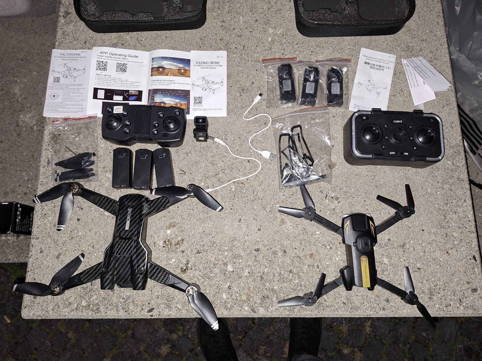 : 2 Folding Drones with Cases and Accessories Set – D'occasion à Riva San Vitale par Stekri 5