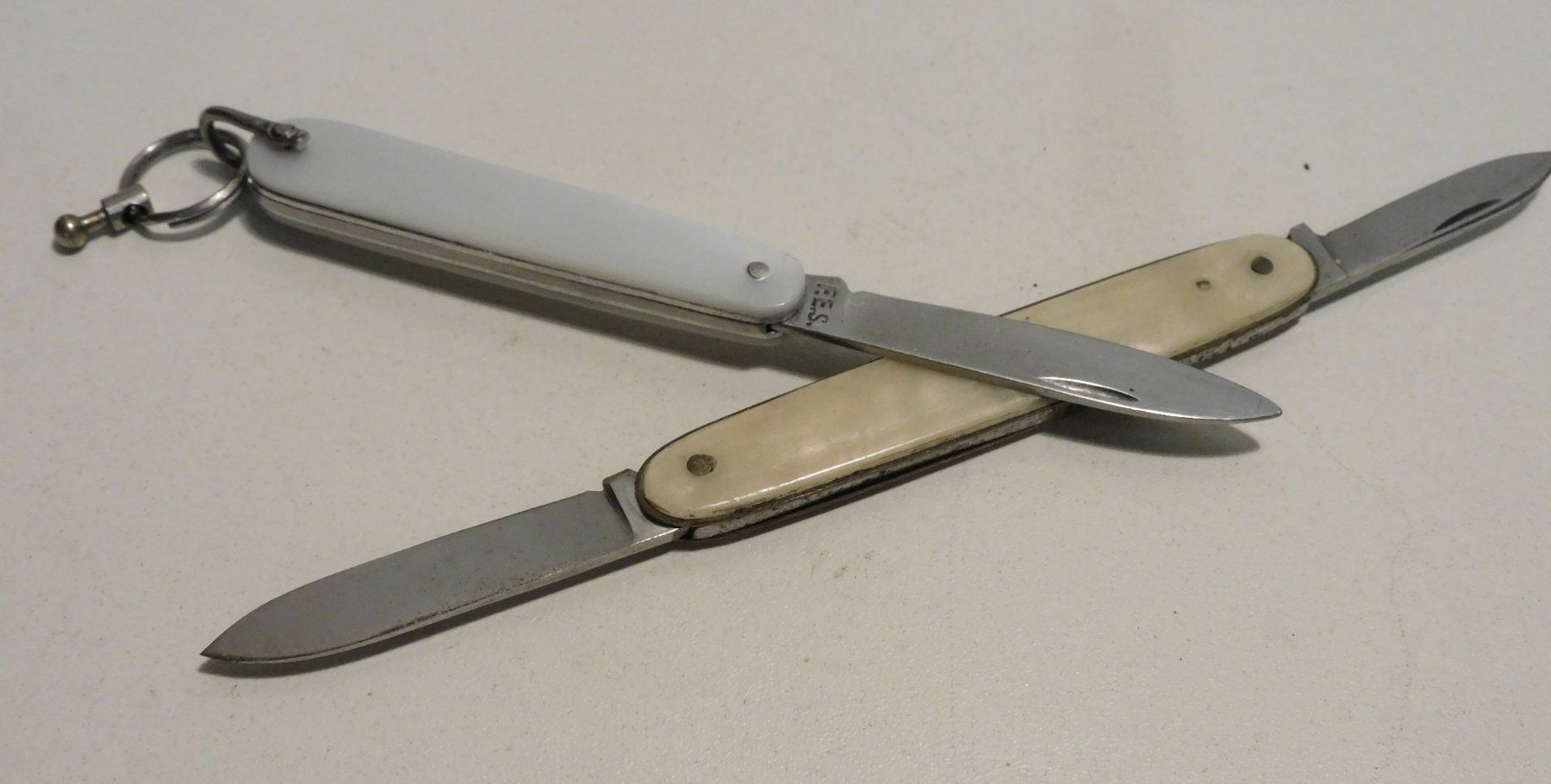 Couteaux de poche: Sackmesser - 2 kleine alte Sackmesser – D'occasion à Sursee par 76 4