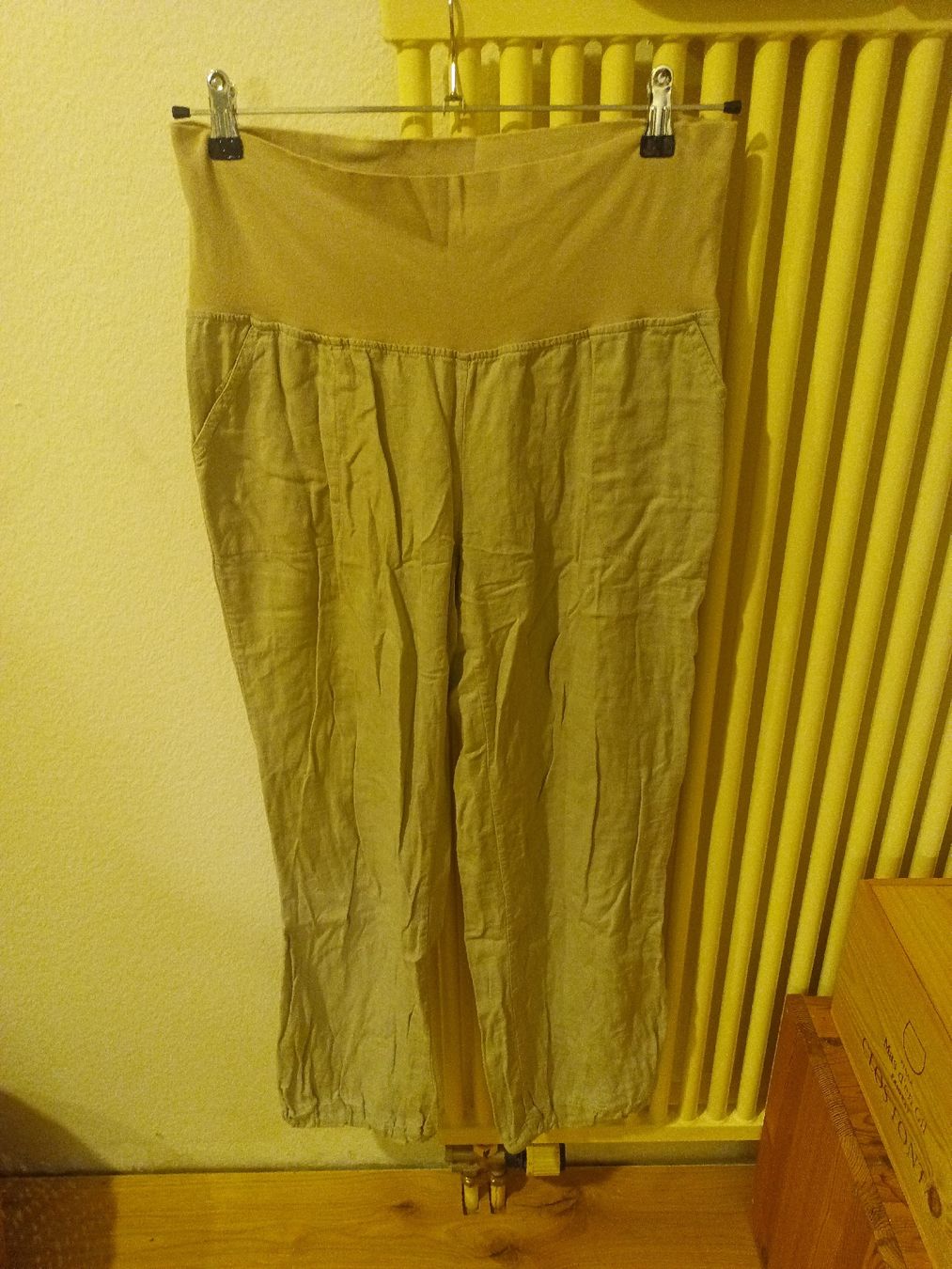 H&M Hosen: Leinen Hose mit elast.Bund beige 42 – Gebraucht aus Dübendorf von selestrine 1