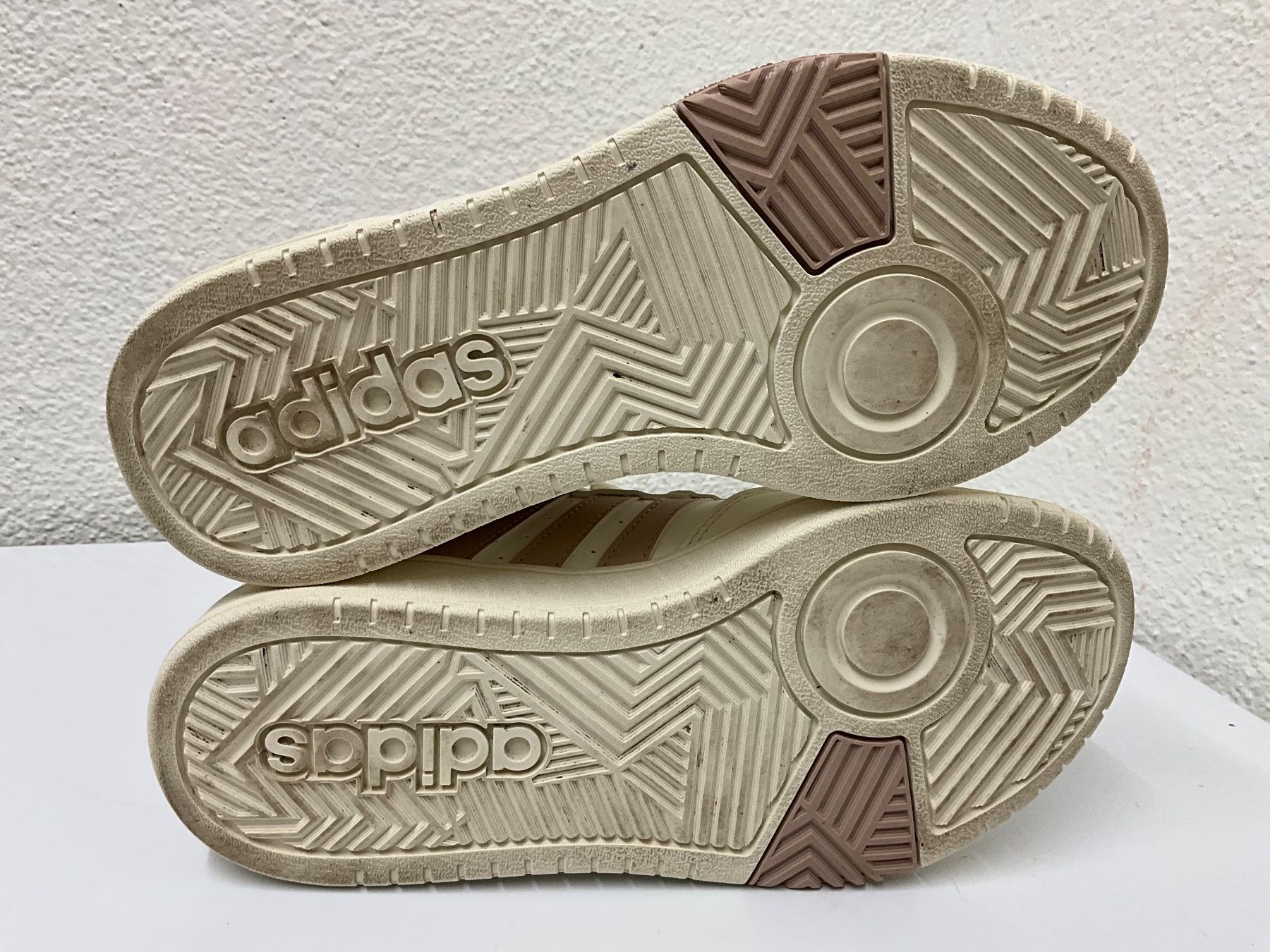 Adidas Damenschuhe: Adidas Hoops 3.0 MID Classic Sneaker Damen Gr.36 – Gebraucht aus Siebnen von mac_8tmv 5