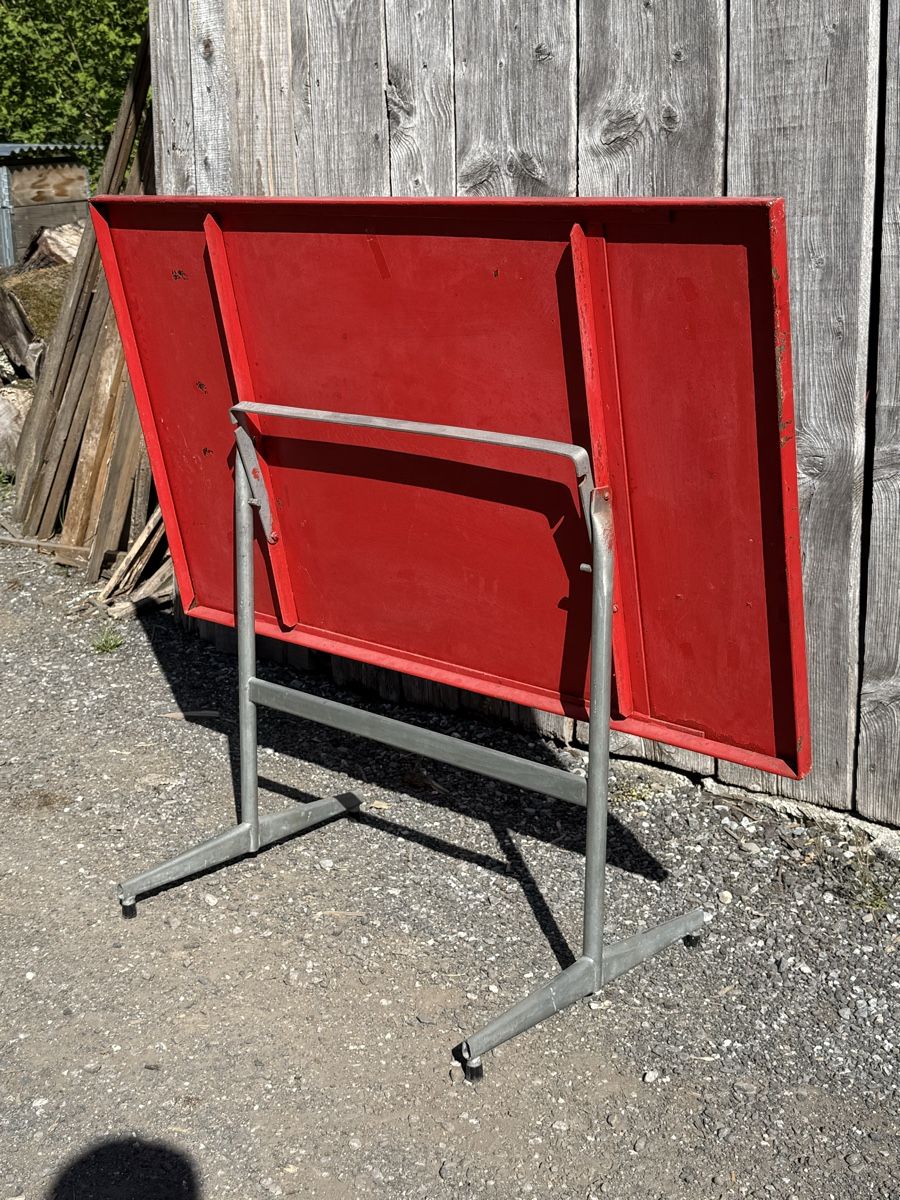 Tavoli: Klappbarer Metalltisch – Usato da Sargans venduto da foxtrading 3