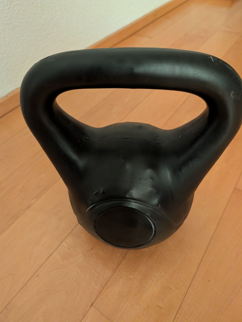 Tunturi Hanteln & Gewichte: Tunturi Kettlebell 10kg – Gebraucht aus Stäfa von Fabienne..