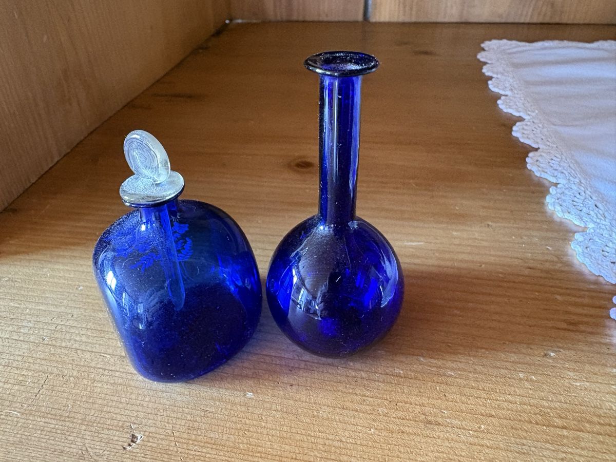 Murano Flaconi: 2 petits flacons bleu cobalt - Murano – Usato da Zweisimmen venduto da Domii 4