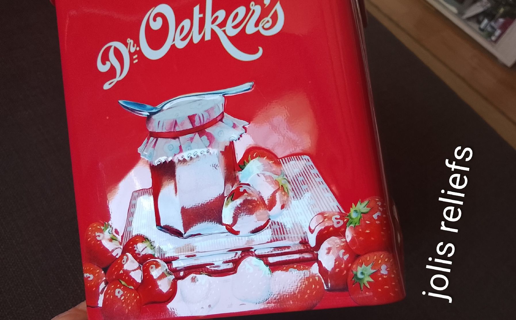 Recipients et similaires: Boîtes à biscuits  – D'occasion à Couvet par fat_kyl7 2