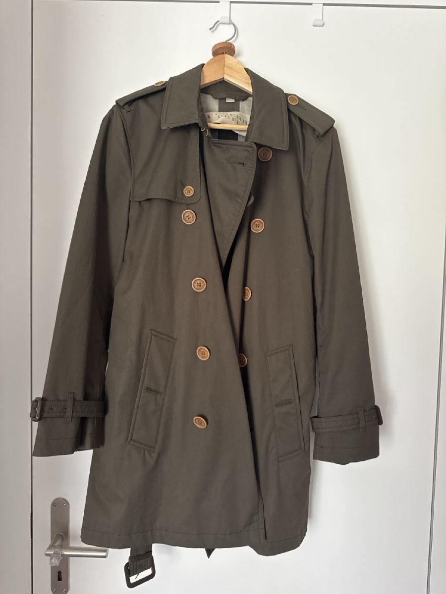 Burberry Mäntel: Burberry Trenchcoat, Khaki, Grösse S – Gebraucht aus Oberwil b. Zug von Safouh