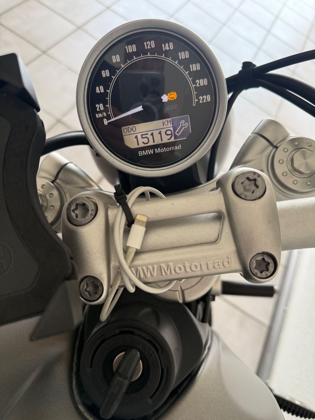 BMW Strasse: BMW Motorrad Typ R nine T Scramler 110 PS – Gebraucht aus Schindellegi von Haru5 4