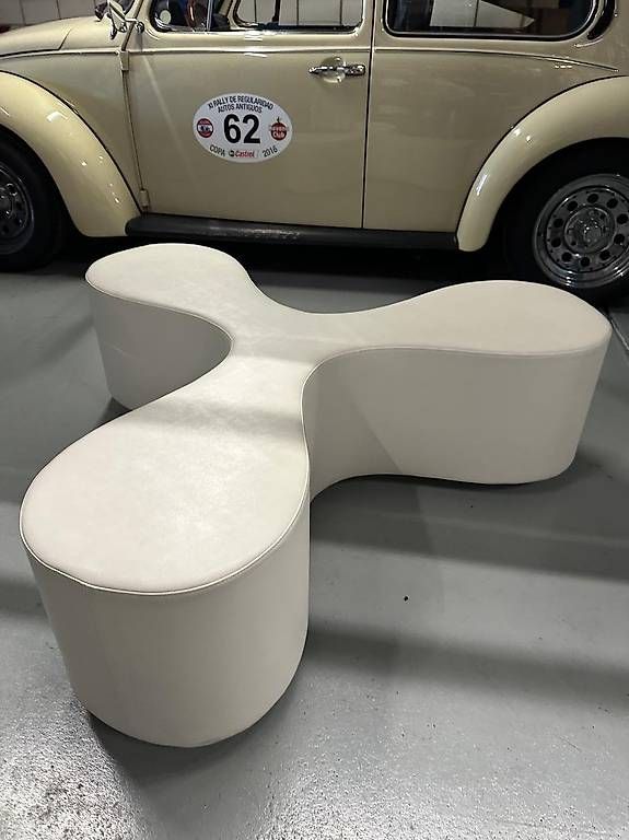 Panchine: Original Vitra Flower Sitzbank Designklassiker – Usato da Urdorf venduto da Kuoni2002