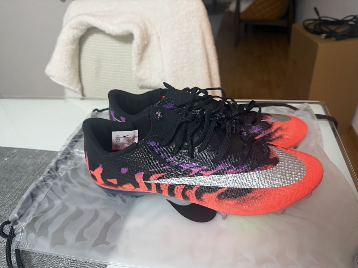 Scarpe da uomo: Nike Superfly 11 Scorpion  – Nuovo (secondo la descrizione) da Lenzburg venduto da fit_w6xz 1