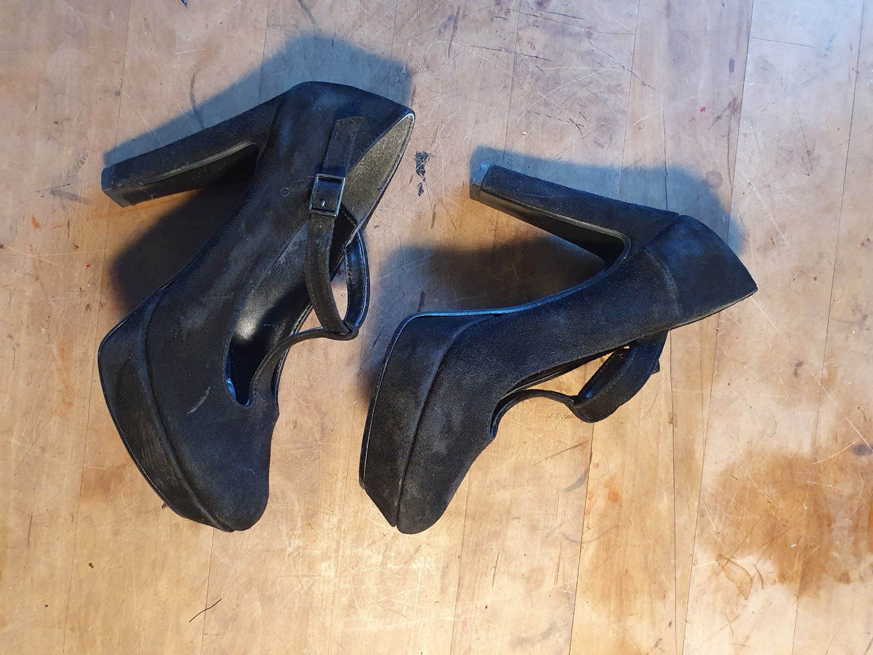 Scarpe da donna: damenschuhe garibaldi grösse 36 – Usato da Zürich venduto da loosebone 1