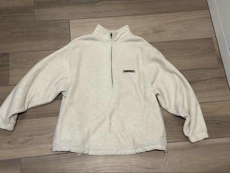 Essentials Fleece Pullover beige Grösse M guter Zustand