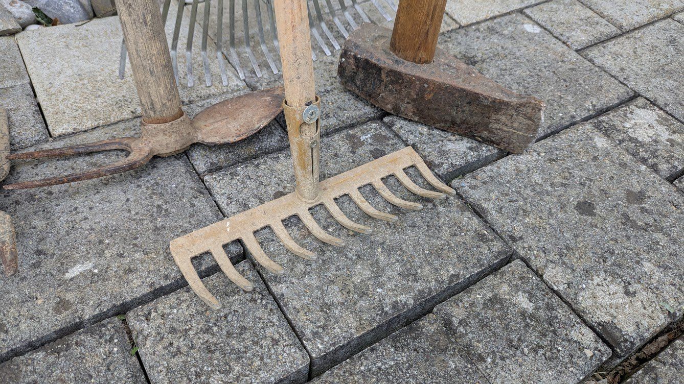 Alle Werkzeuge: Diverse Gartenartikel 10 Stk. im Set – Gebraucht aus Bäretswil von Ober-Land 4
