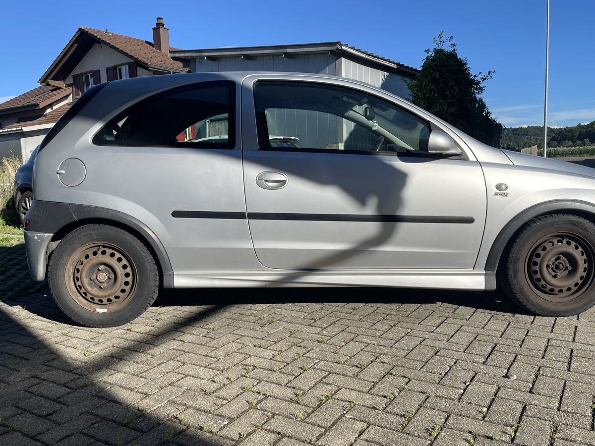 Opel Automobili: Opel Corsa C 1.8 Gsi 125ps – Usato da Oberönz venduto da lev_j57j 1