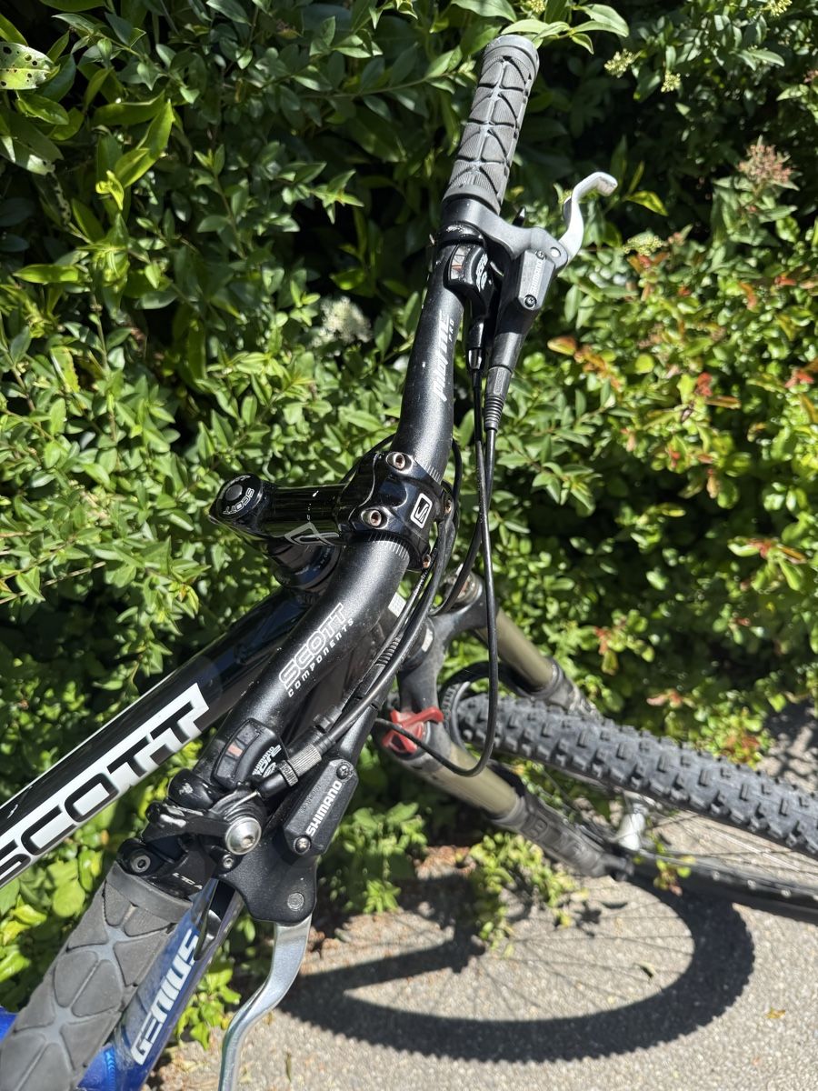 Scott Biciclette: Scott Genius MC marathon M blau/schwarz – Usato da Wiesendangen venduto da lurobas 3