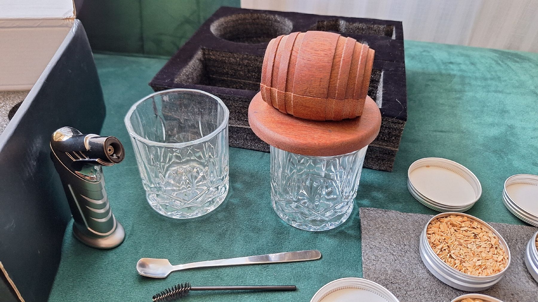 Tutti gli attrezzi: Whiskey Smoker Kit Barrel Edition – Nuovo (secondo la descrizione) da Zürich venduto da LuciusMalfoy 4