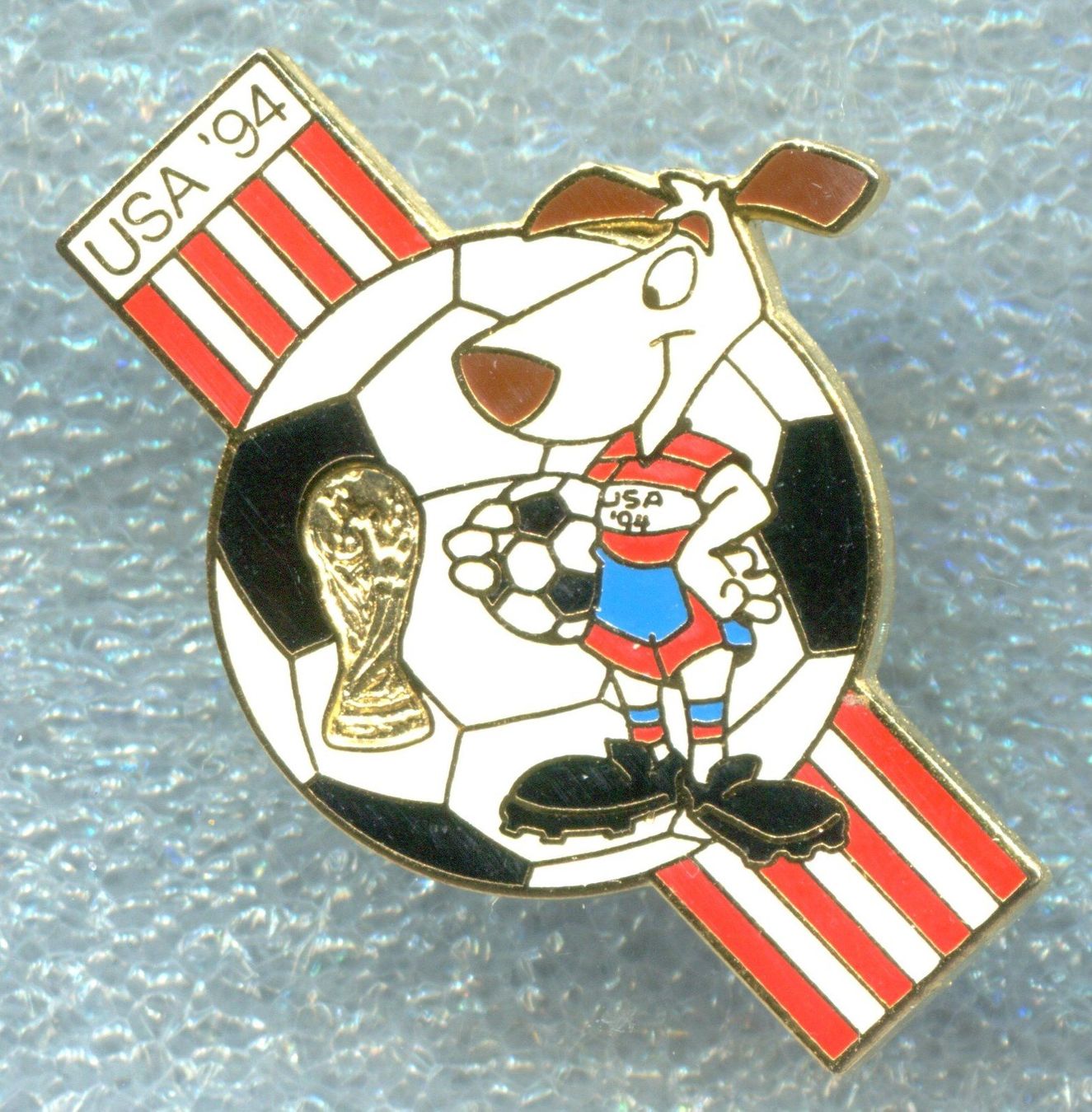 Fifa Plaketten & Abzeichen: FIFA  WM '94 USA  Maskottchen – Gebraucht aus Winterthur von Sammleroase
